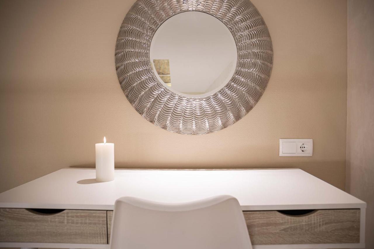 Ozone One Apartment Budapest Esterno foto