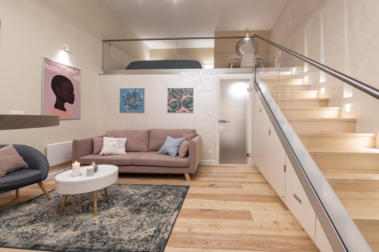 Ozone One Apartment Budapest Esterno foto