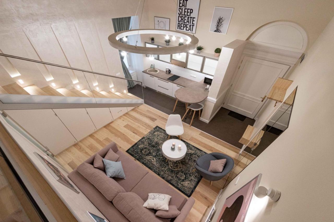 Ozone One Apartment Budapest Esterno foto